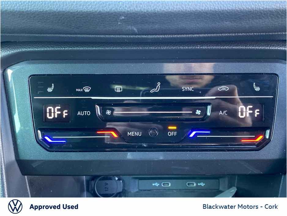 2024 Volkswagen Tiguan - image 18