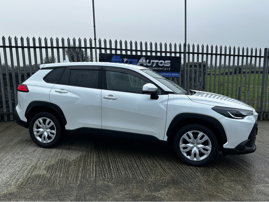 2022 Toyota Corolla Cross Self Charging Hybrid €29,995