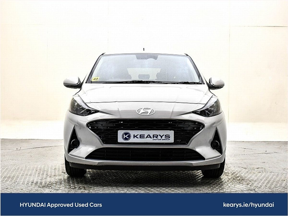 2024 Hyundai i10 - image 12