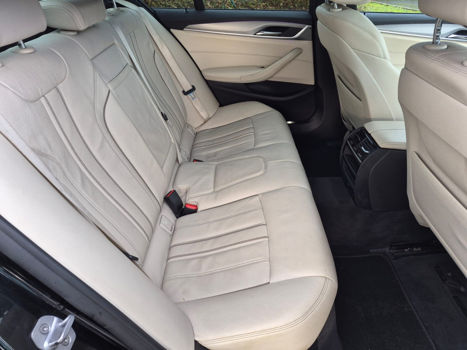 2018 BMW 5 Series 530e M Sport Auto €19,999