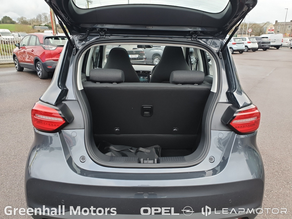 2026 Leapmotor T03 - image 12