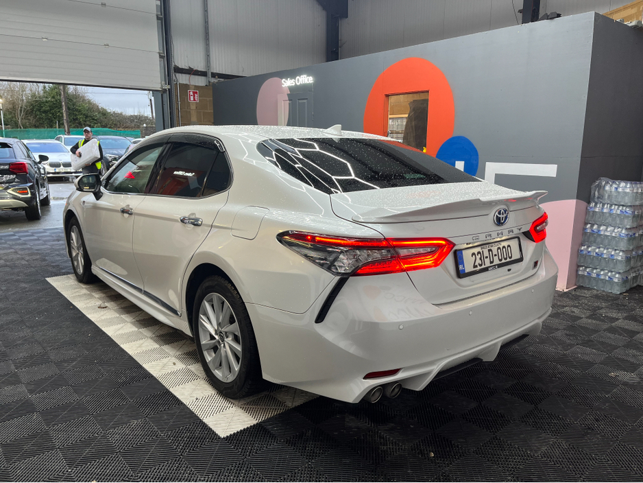 2023 Toyota Camry €39950 2023 TOYOTA CAMRY WS 2.5 AUTOMATIC / CRUISE CONTROL / REVERSE CAMERA / ELECTRIC HEATED SEATS / PADDLE SHIFTERS €39,950