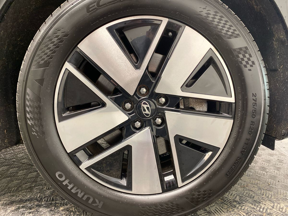 2025 Hyundai Ioniq 9 - image 6