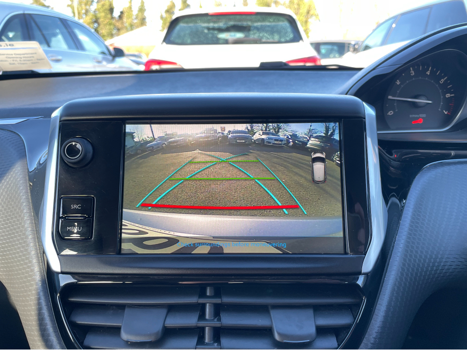 2019 Peugeot 208 - image 17