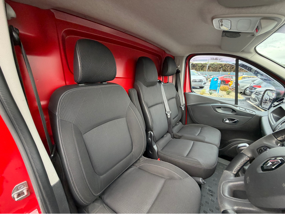 2020 Renault Trafic LL30 ENERGY - 2.0L DIESEL- AUTO - 12M WARRANTY - CAR: 1773 €14,950