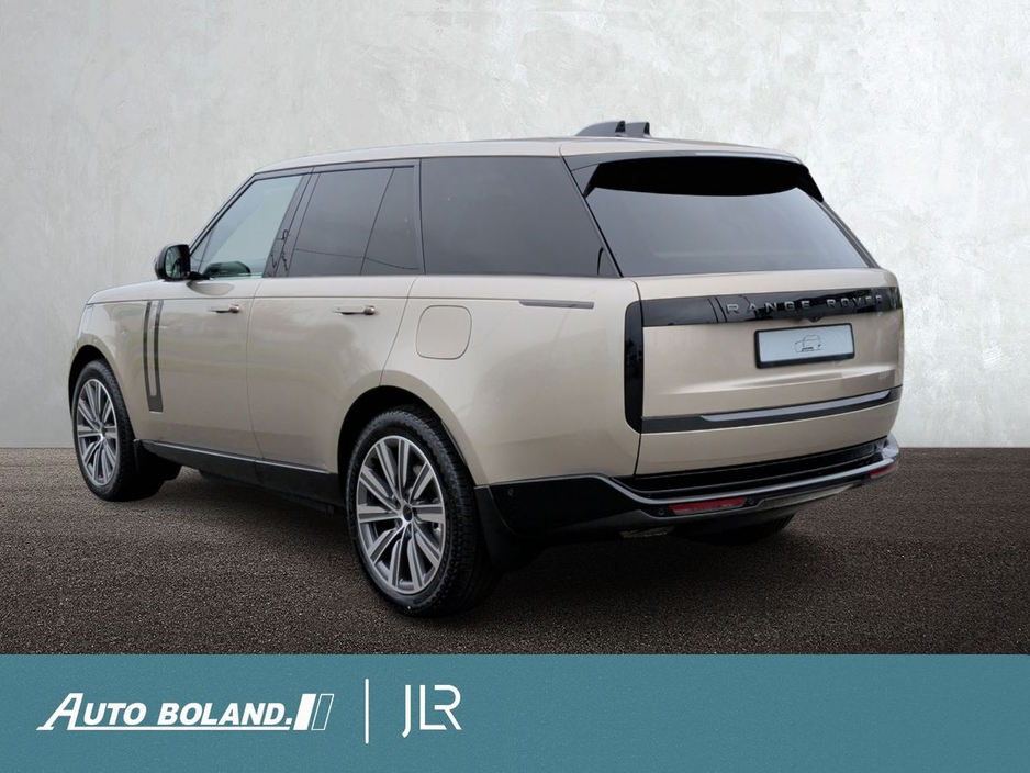 2026 Land Rover Range Rover - image 2