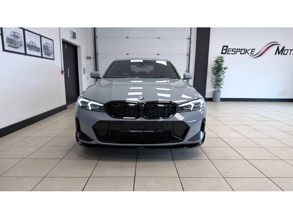 2023 BMW 3 Series - image 4