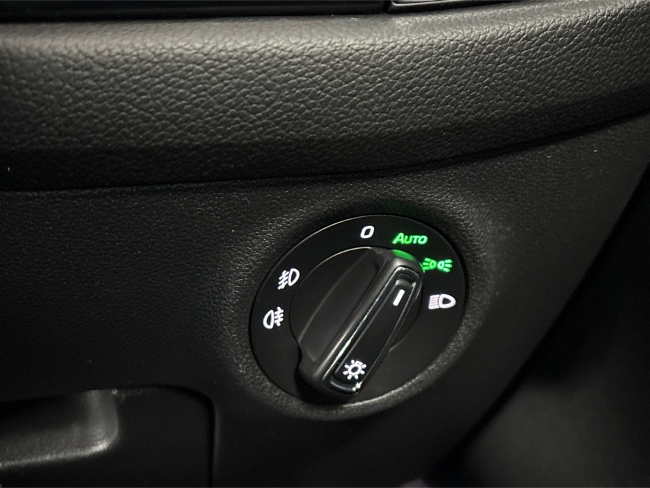 2018 Skoda Kodiaq STYLE 2.0 TDI 150HP DSG**7 SEATER**PANORAMIC SUNROOF**BLACK LEATHER INTERIOR**TOUCH SCREEN MEDIA DISPLAY**REVERSE CAMERA**PARKING SENSORS**DUAL CLIMATE CONTROL**APPLE CARPLAY** €23,995