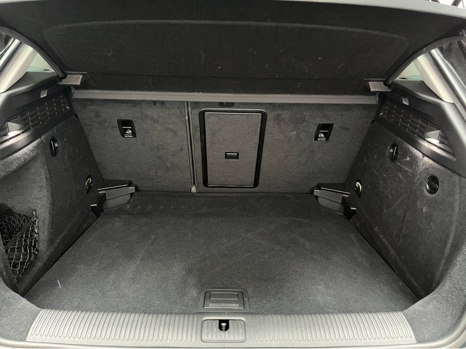 2015 Audi A3 - image 7