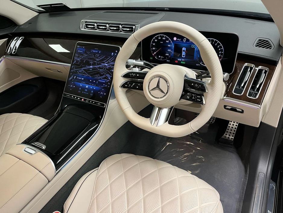 2026 Mercedes-Benz S Class 450e AMG LWB - 19 Inch Alloys - Reversing Camera - Ambient Lighting - Sat Nav - Climate Control - Electric Heated Memory Seats - Keyless Start - Apple CarPlay/Android Auto €151,556