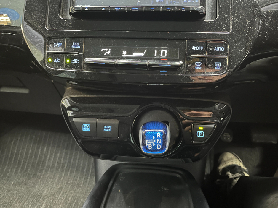 2021 Toyota Prius €20950! 2021 TOYOTA PRIUS 1.8L HYBRID / 107K KMS /  ADAPTIVE CRUISE CONTROL, REVERSE CAMERA & MORE €20,950