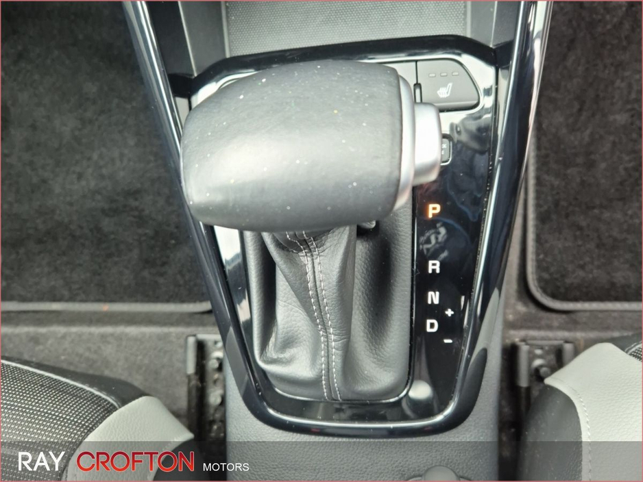 2023 Kia Stonic - image 9