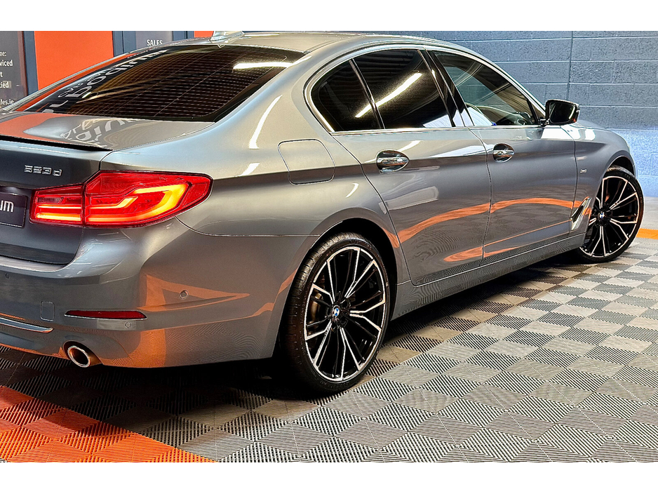 2017 BMW 5 Series 520d Luxury Auto €23,450