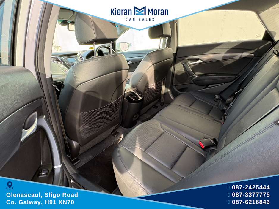 2016 Hyundai i40 - image 16