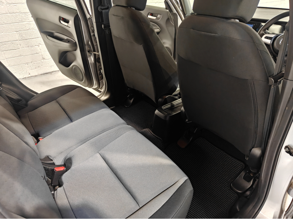 2020 Honda Fit - image 14