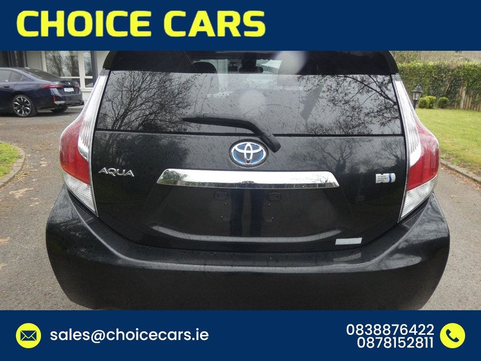 2017 Toyota Aqua - image 5