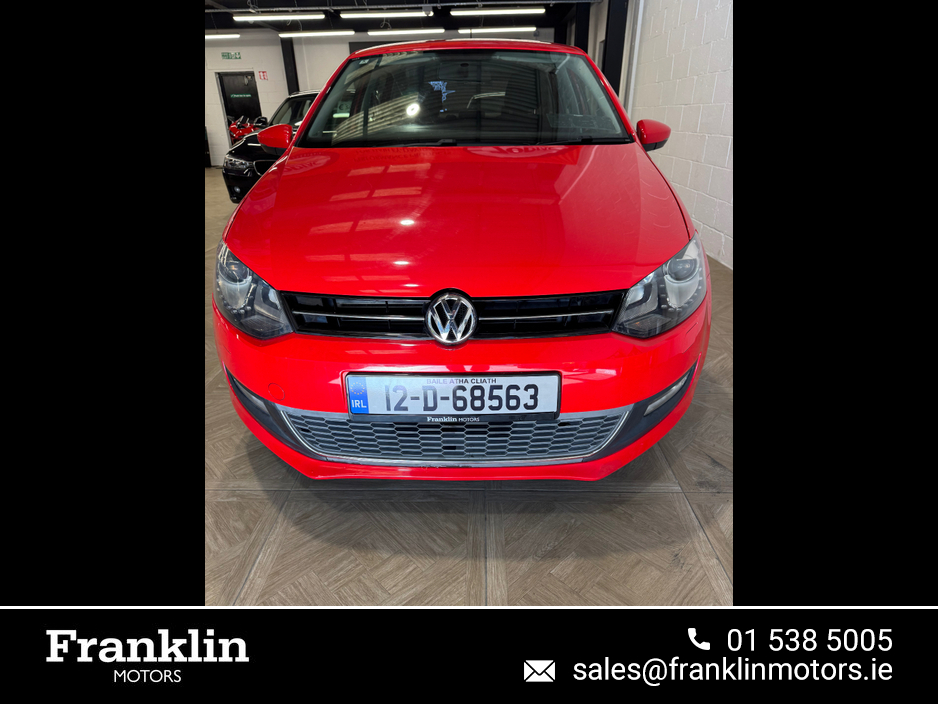 2012 Volkswagen Polo - image 3