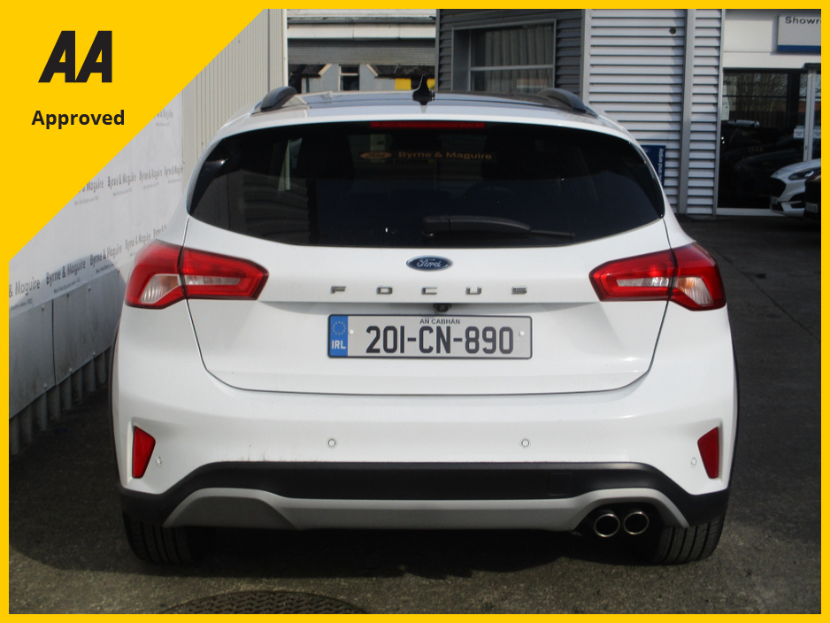 2020 Ford Focus - image 17