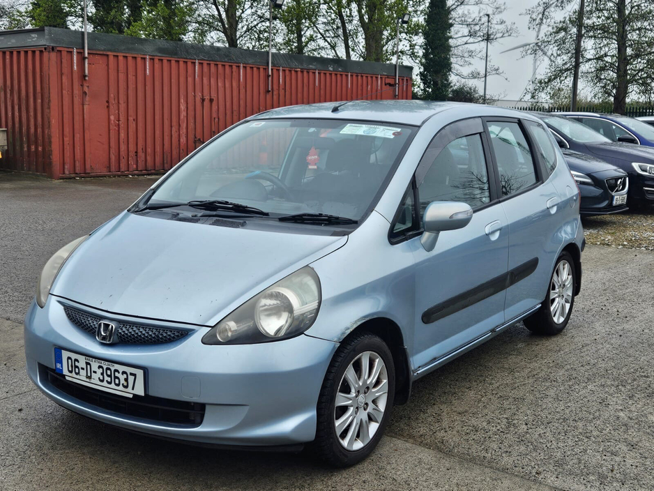 2006 Honda Jazz - image 2