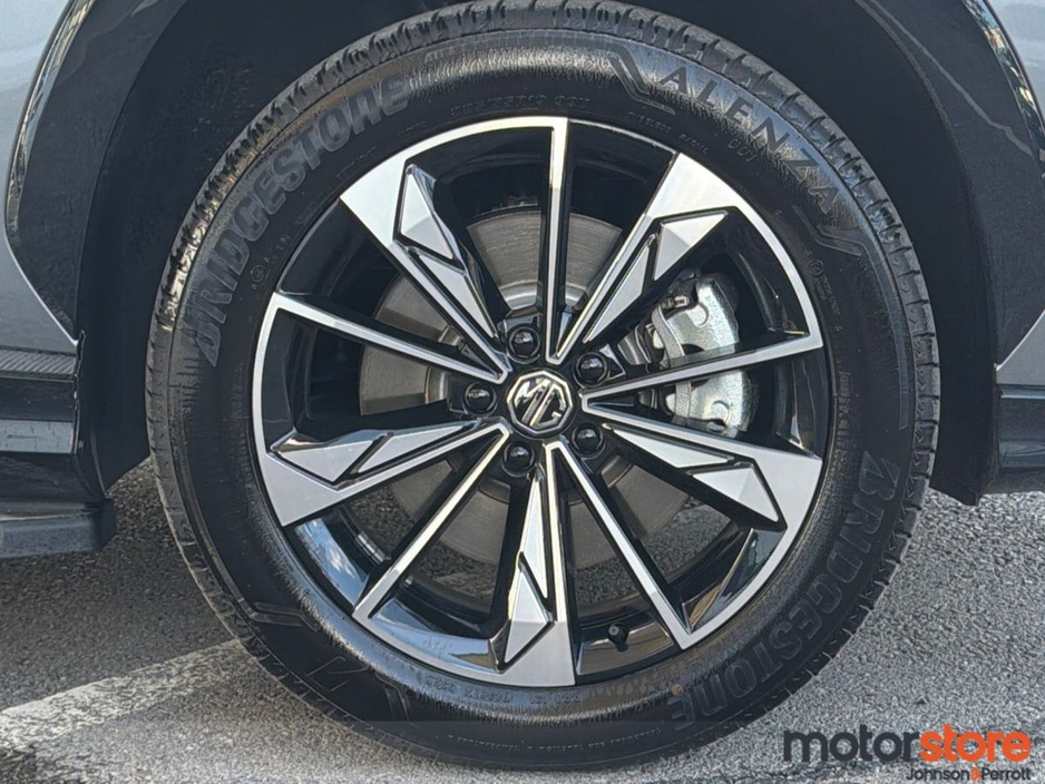 2026 MG HS - image 8