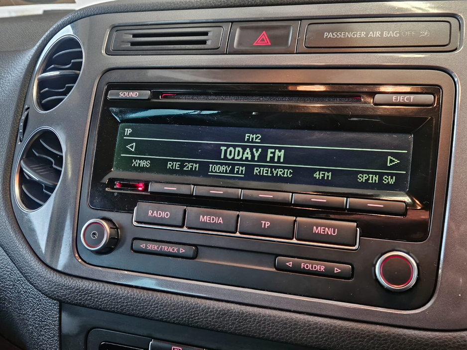 2013 Volkswagen Tiguan - image 13