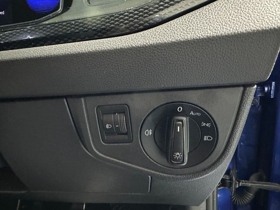 2024 Volkswagen Taigo Life 1.0 TSi 242 €23,400