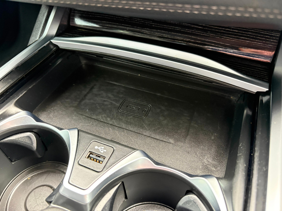 2020 BMW 7 Series - image 40