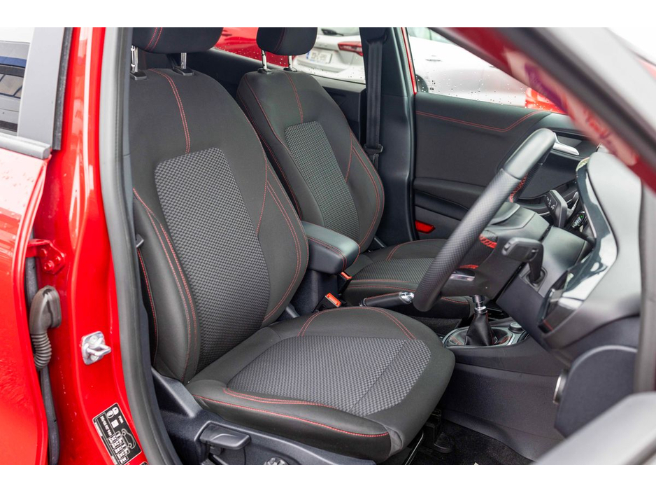 2022 Ford Puma - image 15