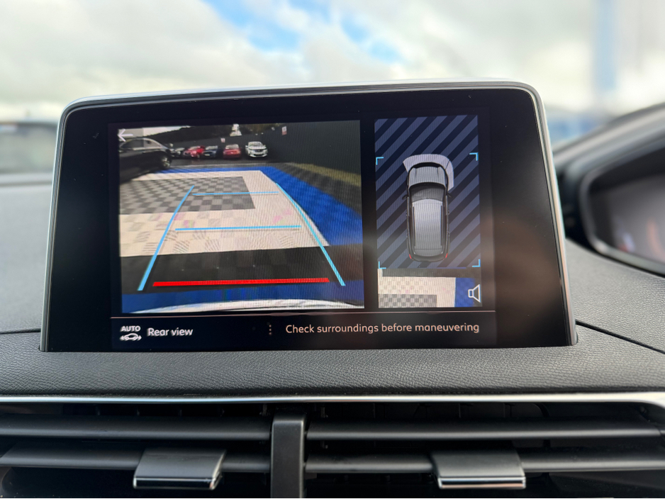 2020 Peugeot 3008 - image 23