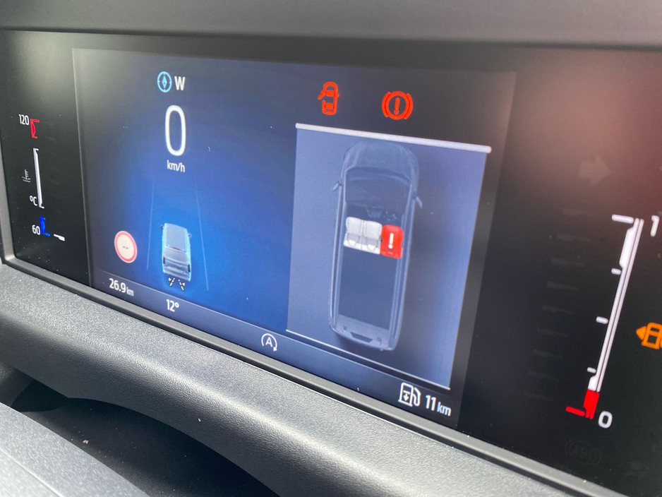 2026 Ford Transit Custom - image 16