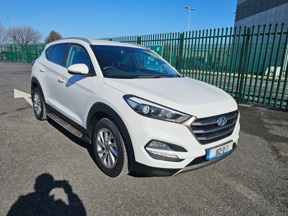 2016 Hyundai Tucson - image 10