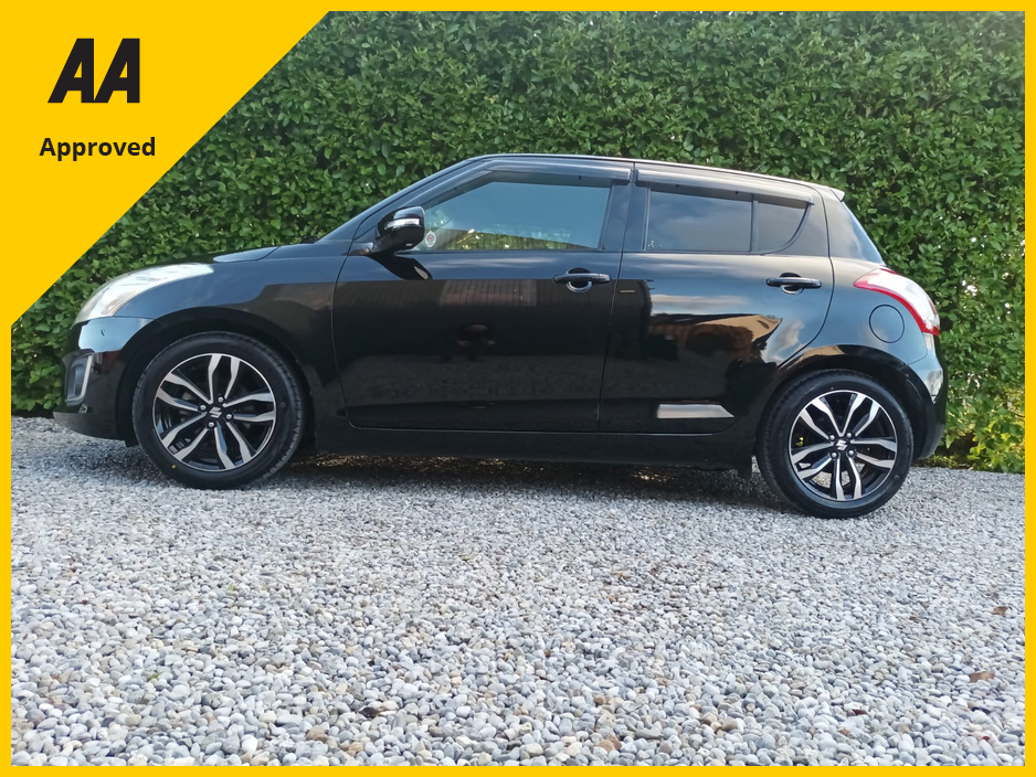 2016 Suzuki Swift 1.2 AUTOMATIC LEATHER AND SUEDE INTERIOR CRUISE CONTROL REVERSE CAMERA TOUCHSCREEN RADIO WITH APPLE CAR PLAY & ANDROID AUTO FACTORY IMMOBILISER KEYLESS ENTRY 2 YEARS NCT & 1 YEARS ROAD TAX €12,395