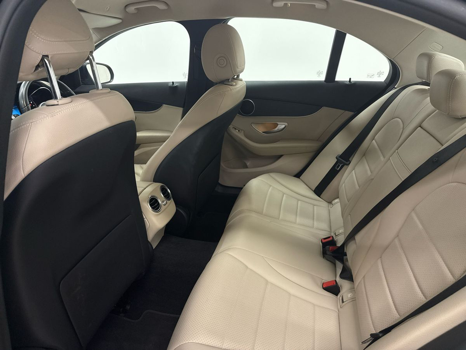 2020 Mercedes-Benz C Class C 200 A/T AMG Exterior Saloon €32,950