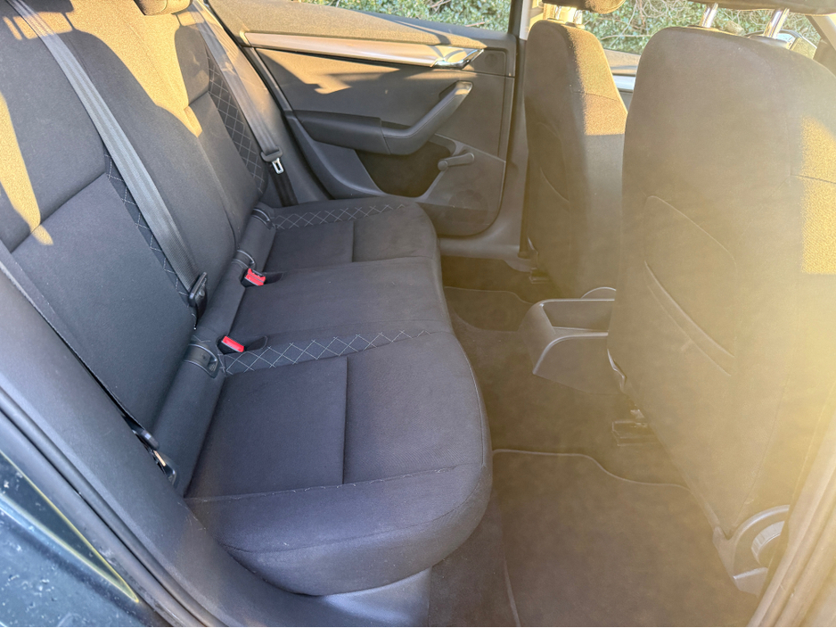 2018 Skoda Octavia - image 12