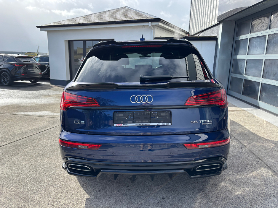 2023 Audi Q5 - image 3