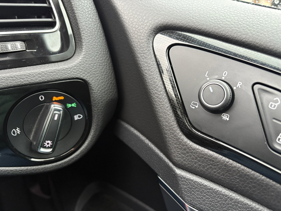 2018 Volkswagen Golf  €16,500