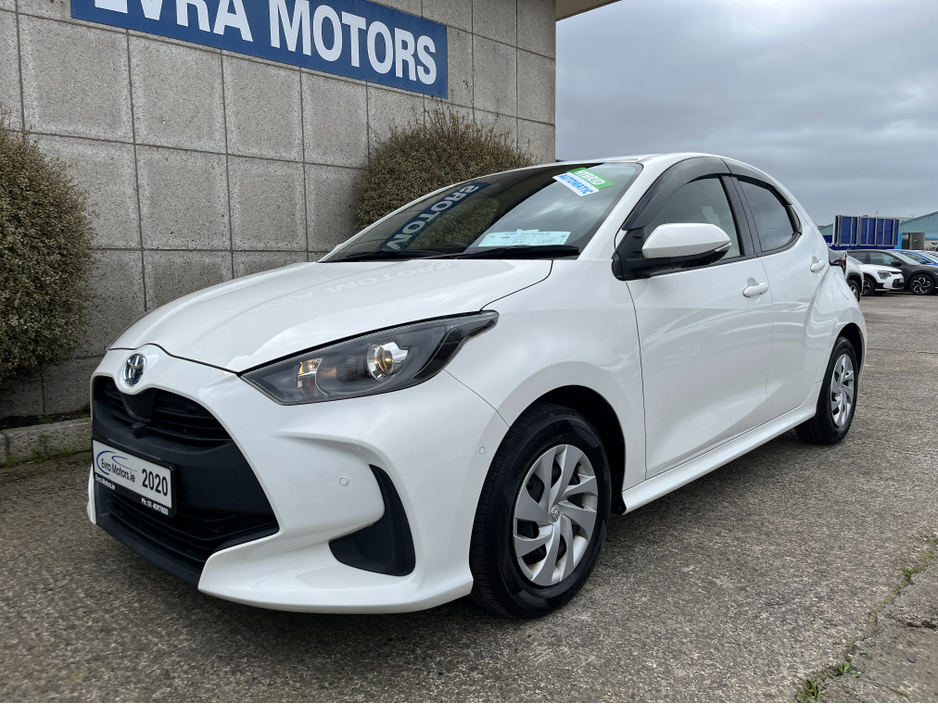 2020 Toyota Yaris - image 5