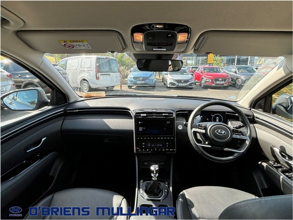 2022 Hyundai Tucson - image 2