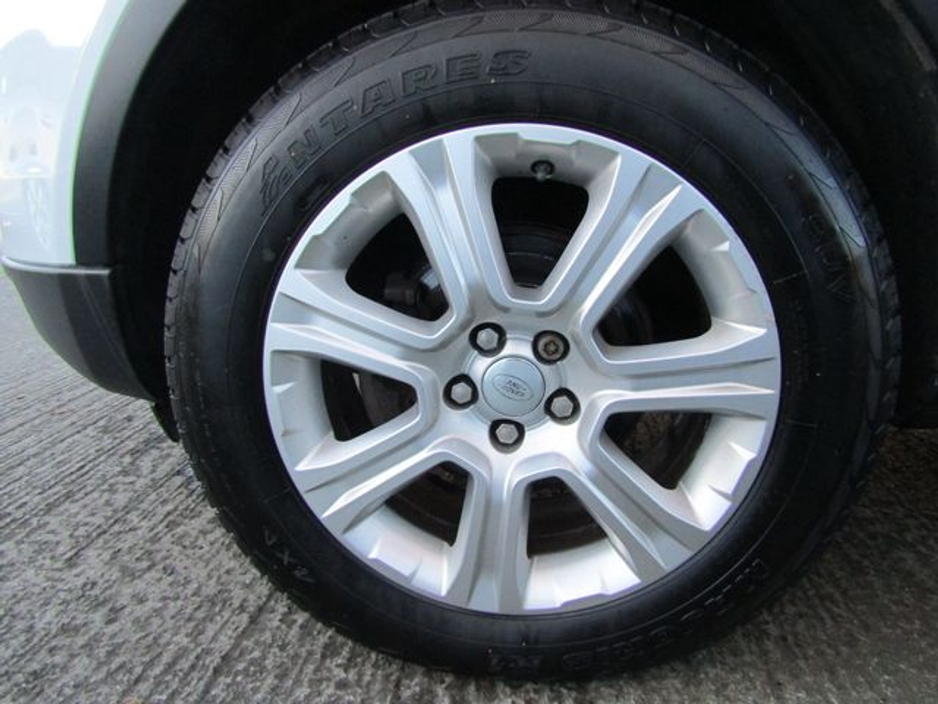 2017 Land Rover Range Rover Evoque - image 42