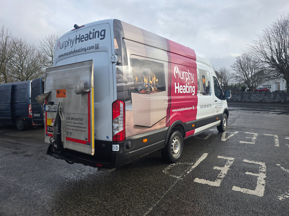 2025 Ford Transit - image 7