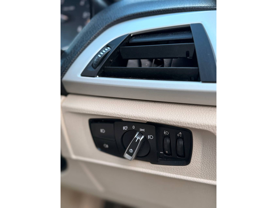 2013 BMW 1 Series - image 37