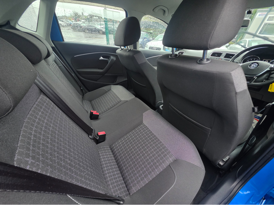 2015 Volkswagen Polo ( 152 REG ) 1.2 TSI COMFORTLINE  - CRUISE CONTROL - LOW TAX BAND - SIMI DEALER €11,750