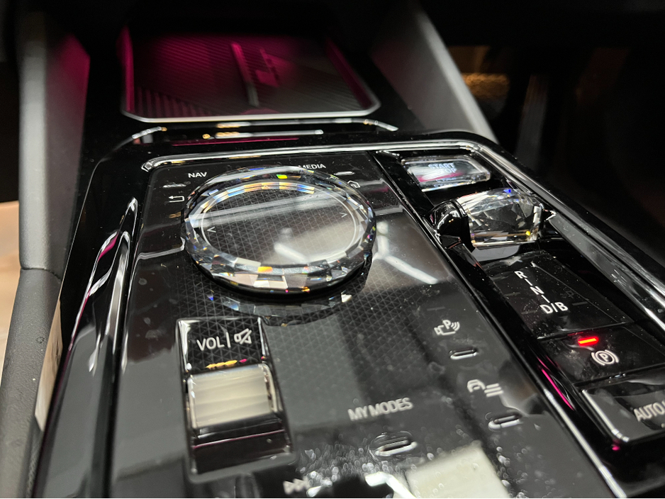 2024 BMW i5 2024 BMW I5 EDRIVE40 TOURING EXCELLENCE ELECTRIC AUTOMATIC / CRUISE CONTROL / 360° CAMERA / ELECTRIC MEMORY & HEATED SEATS / APPLE CARPLAY / PANORAMIC SUNROOF / PADDLE SHIFTERS / AMBIENT LIGHT