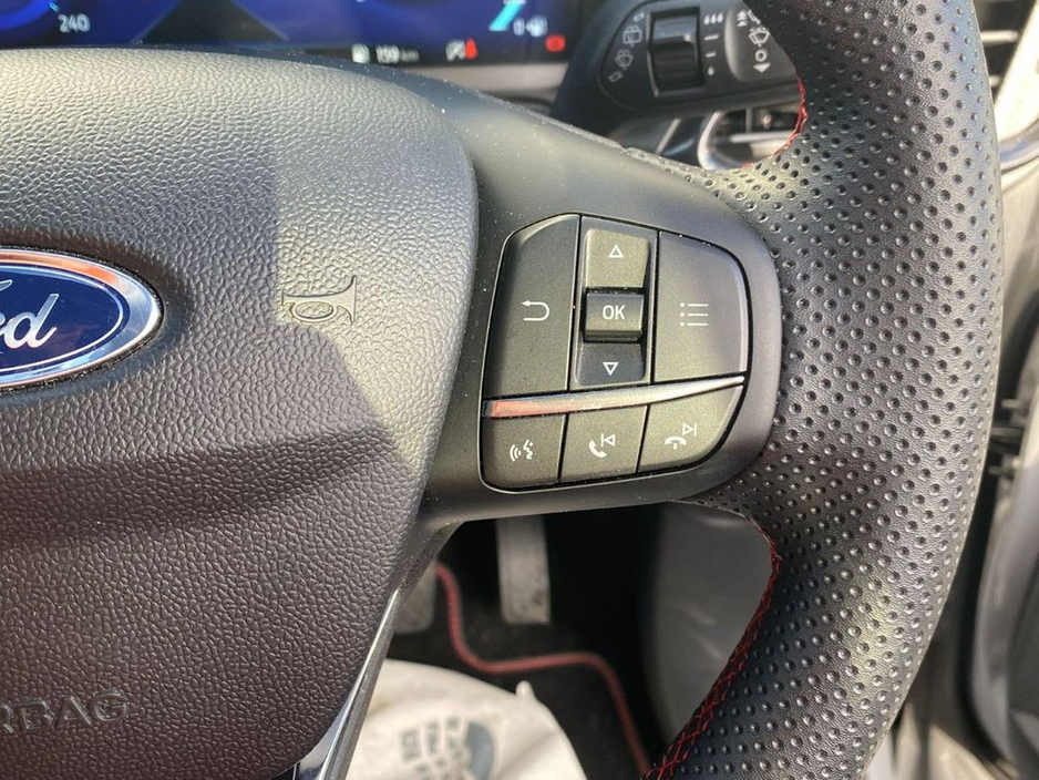 2023 Ford Puma St-line 5D 1.0T Mhev €22,995