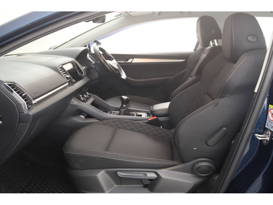 2021 Skoda Karoq - image 15