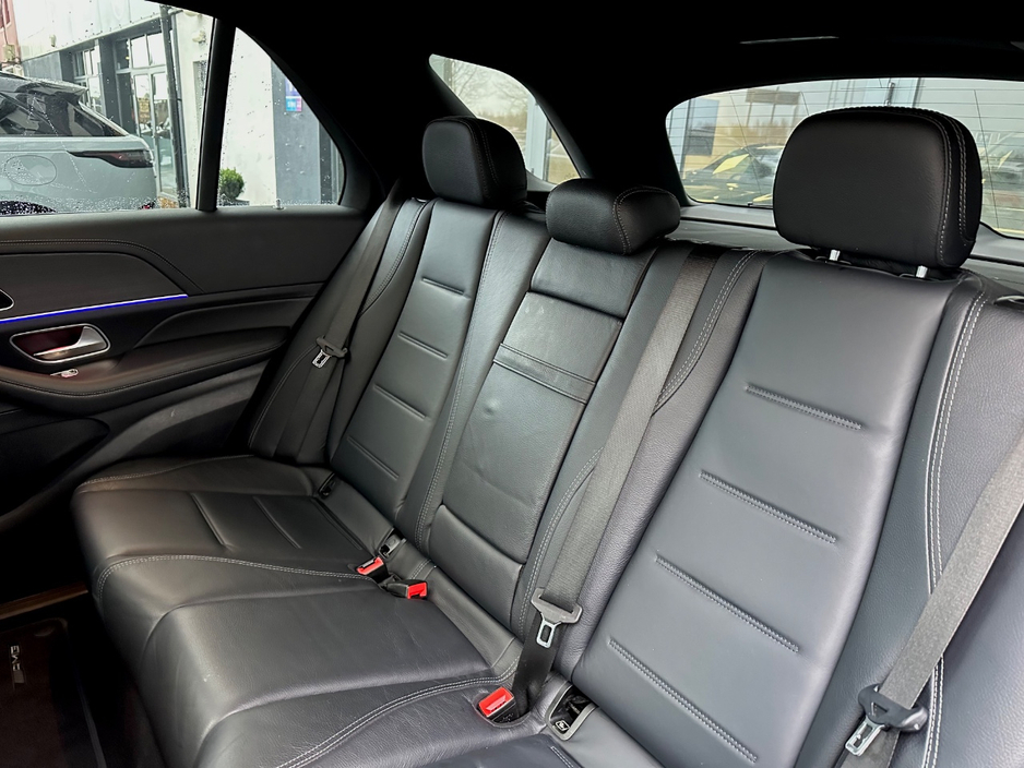 2022 Mercedes-Benz GLE Class - image 9