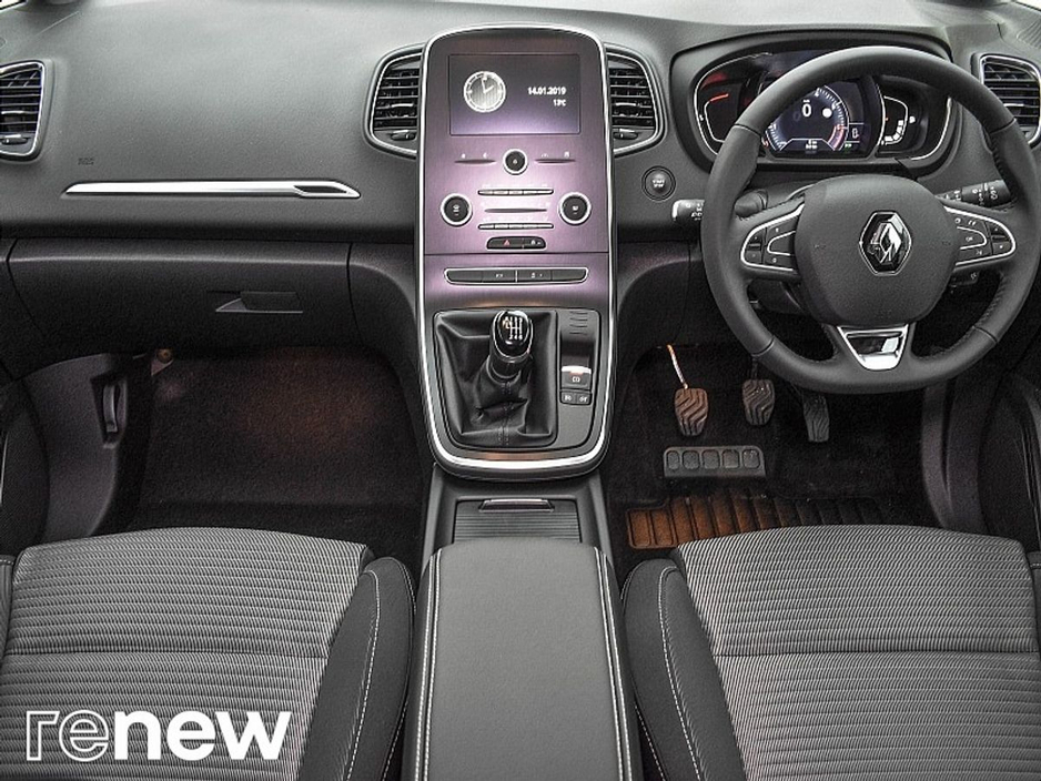 2021 Renault Grand Scenic Iconic Blue dCi 120 MY19 €26,950