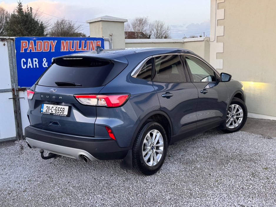 2021 Ford Kuga - image 4
