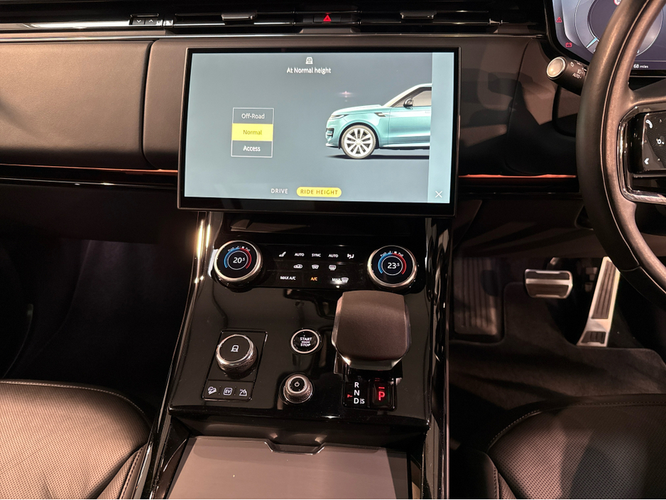 2023 Land Rover Range Rover Sport P440e Dynamic SE