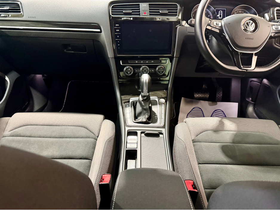 2018 Volkswagen Golf - image 14